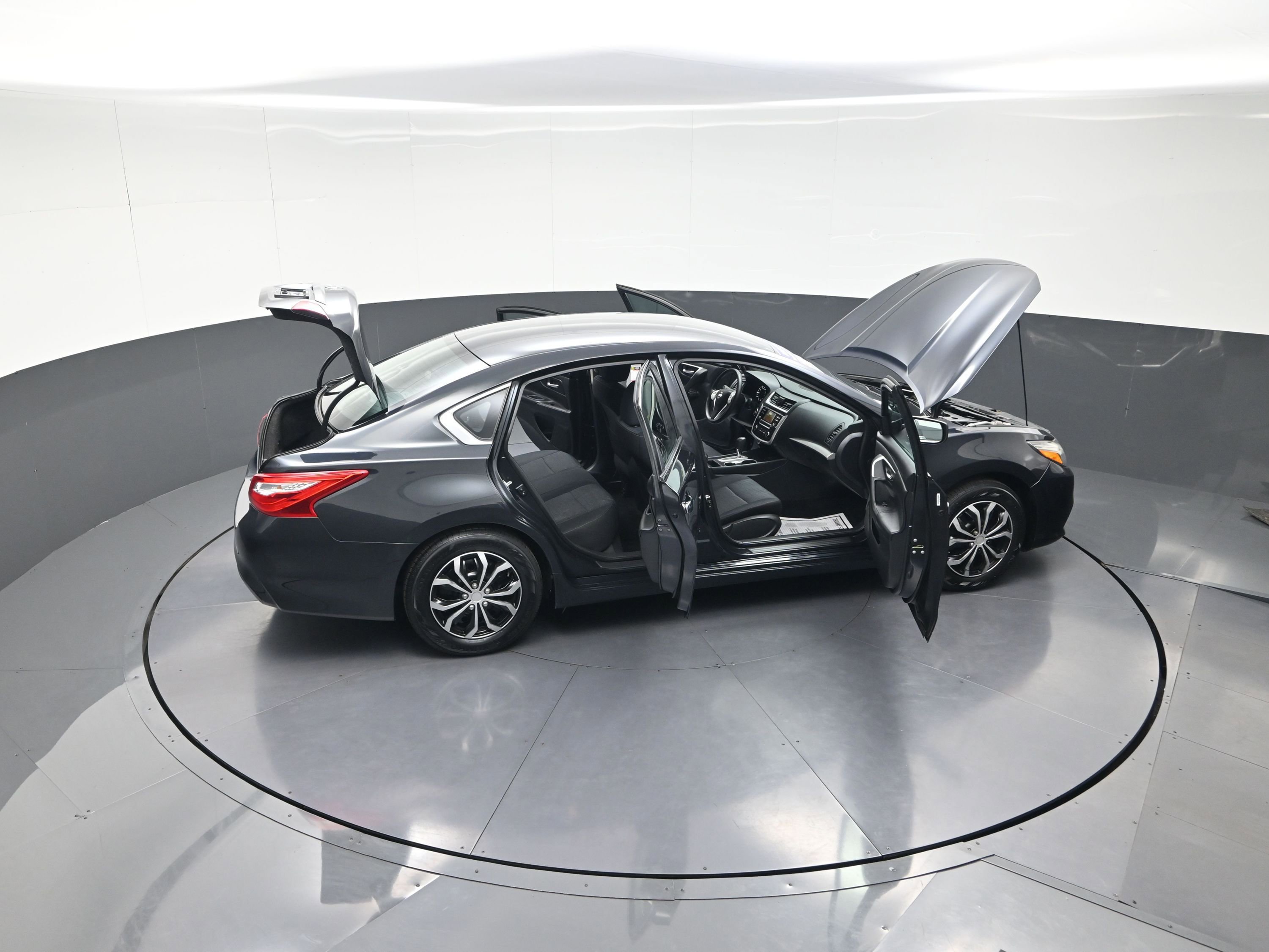 Used 2017 Nissan Altima 2.5 S w/ Power Driver Seat Package FWD image 14