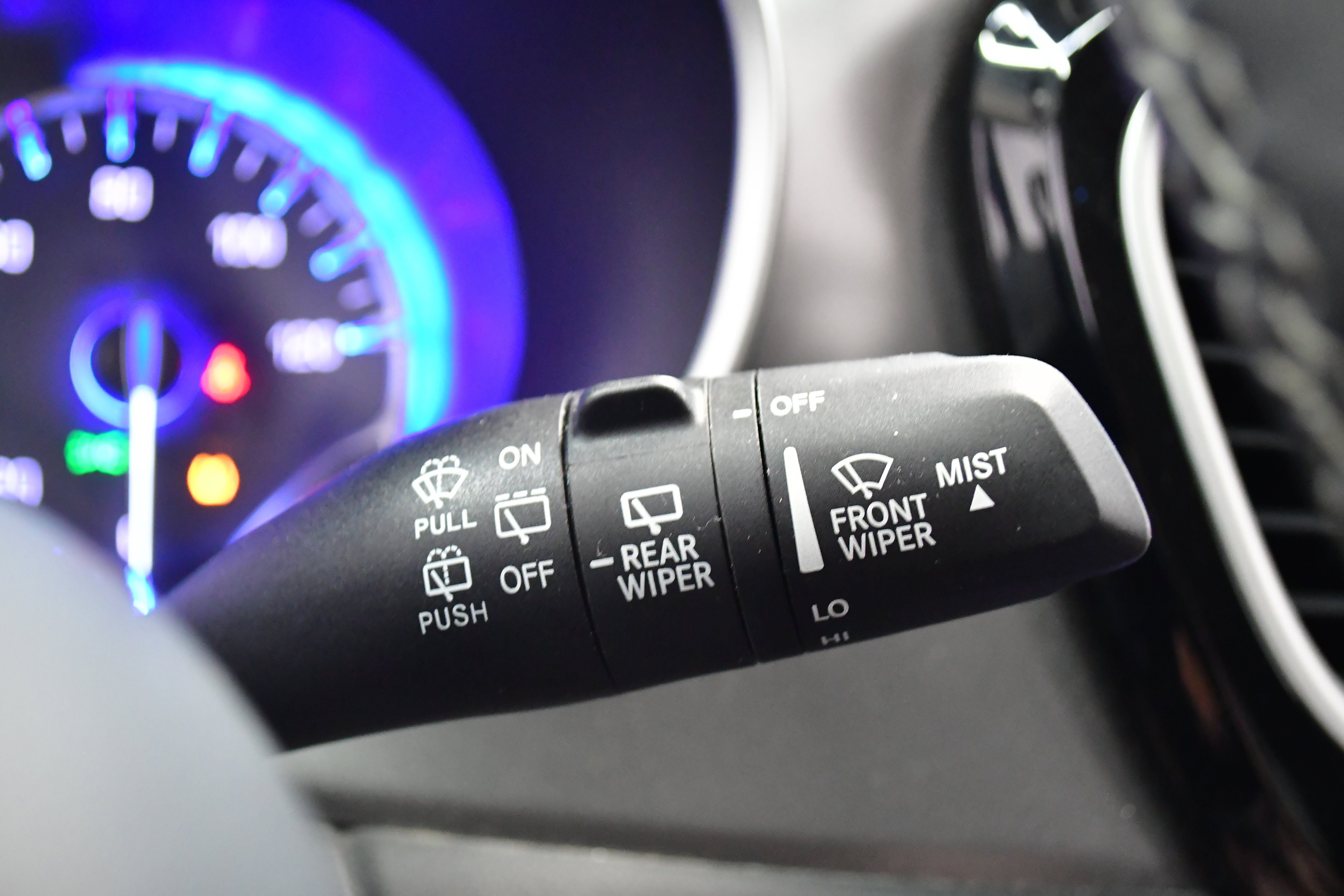 Used 2023 Chrysler Pacifica Touring-L image 43