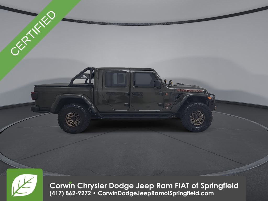 Used 2024 Jeep Gladiator Mojave AWD/4WD image 2