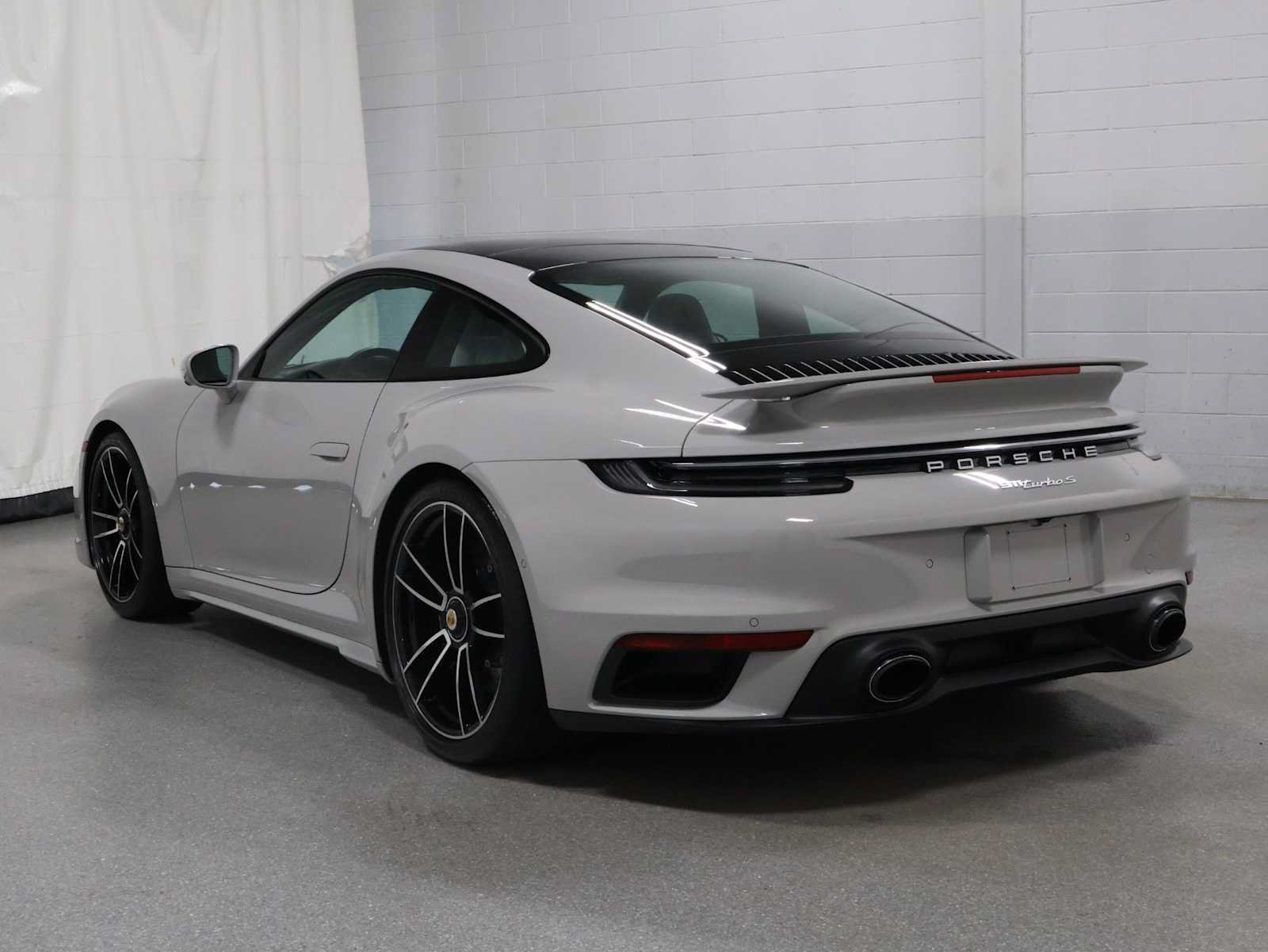 Certified 2024 Porsche 911 Turbo AWD/4WD image 3