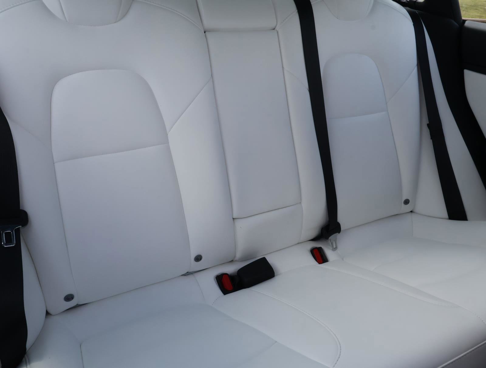 Used 2021 Tesla Model 3 Standard Range Plus image 17