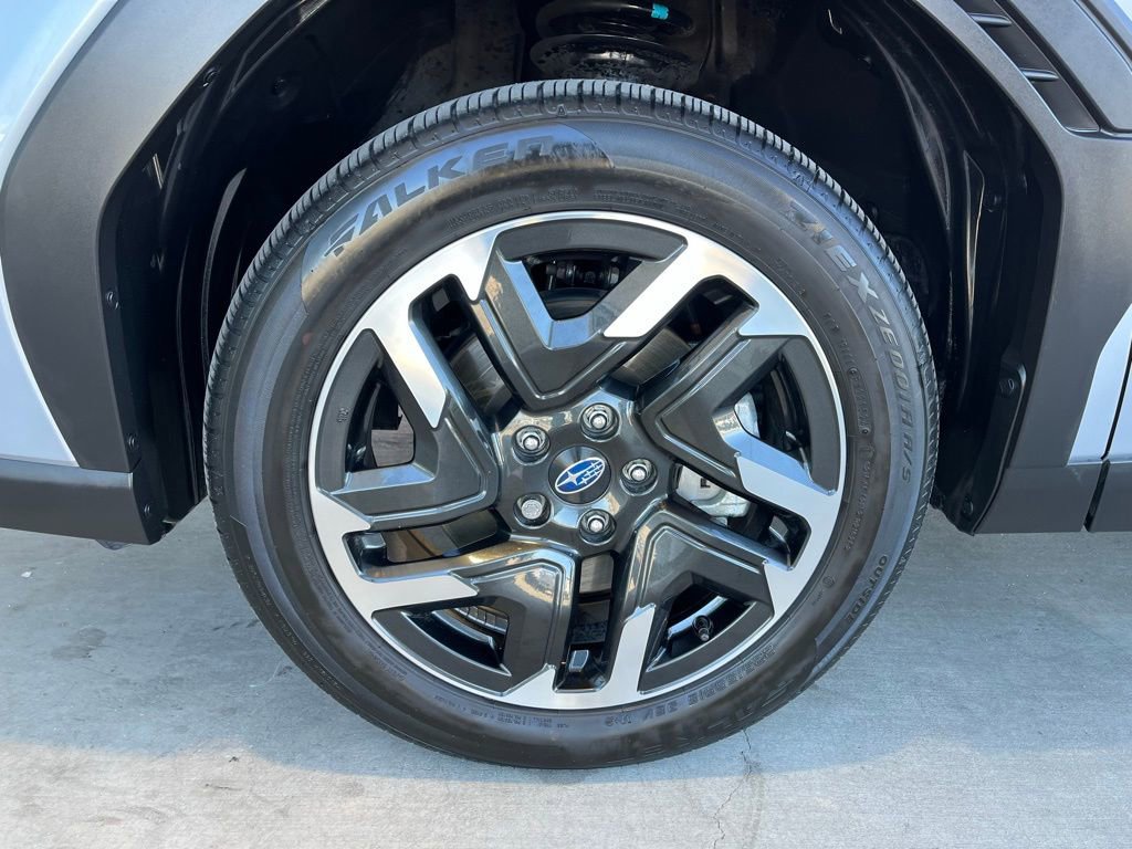 Used 2025 Subaru Forester Limited w/ Popular Package #2 image 23