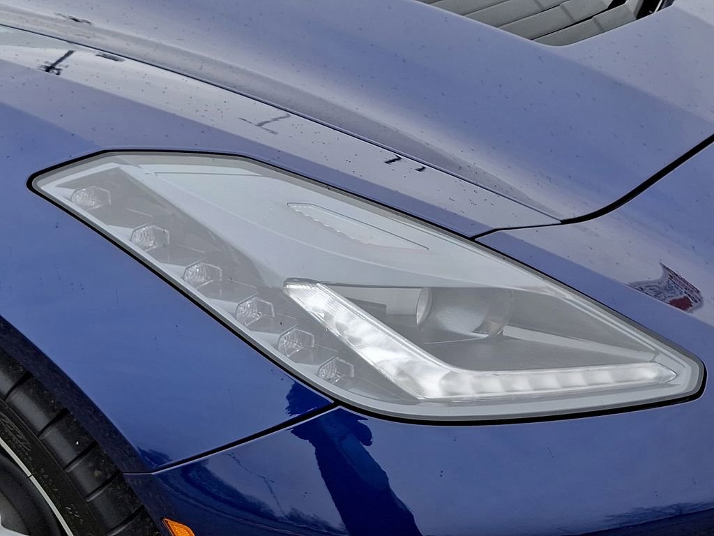 Used 2019 Chevrolet Corvette Stingray Coupe w/ 1LT image 9