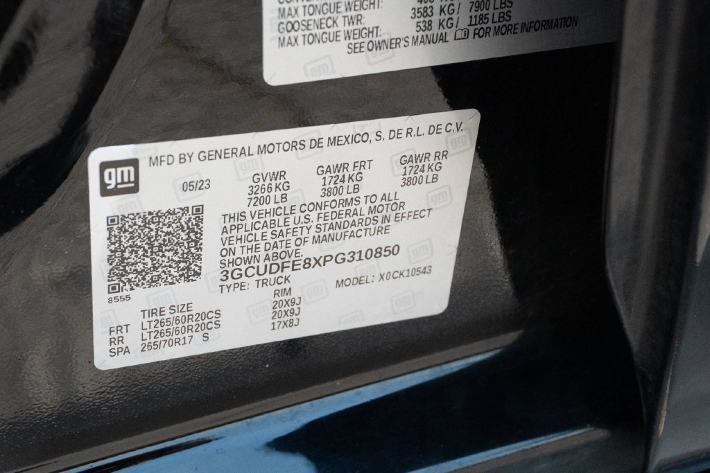 Used 2023 Chevrolet Silverado 1500 LT Trail Boss w/ LT Trail Boss Premium Package AWD/4WD image 45