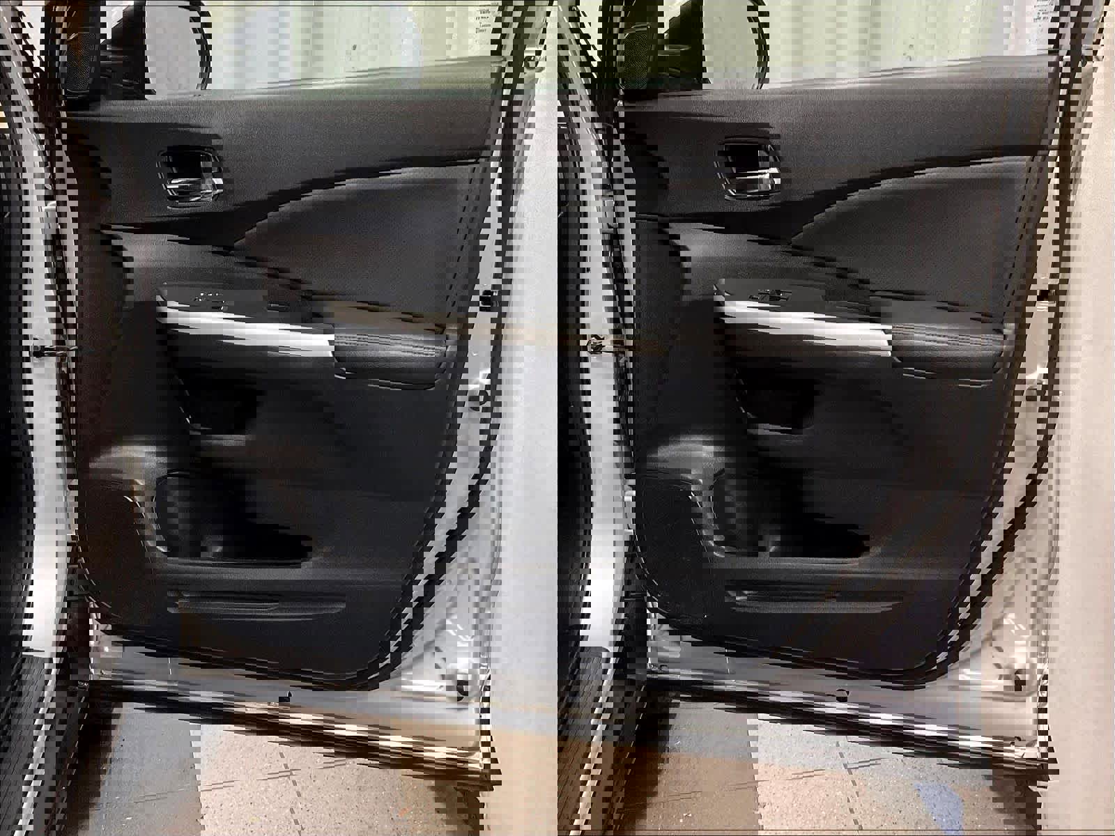 Used 2015 Honda CR-V EX-L image 12