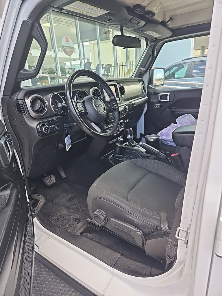 Used 2020 Jeep Gladiator Sport w/ Quick Order Package 24S image 11