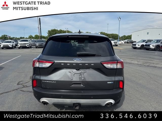 Used 2020 Ford Escape Titanium AWD/4WD image 5