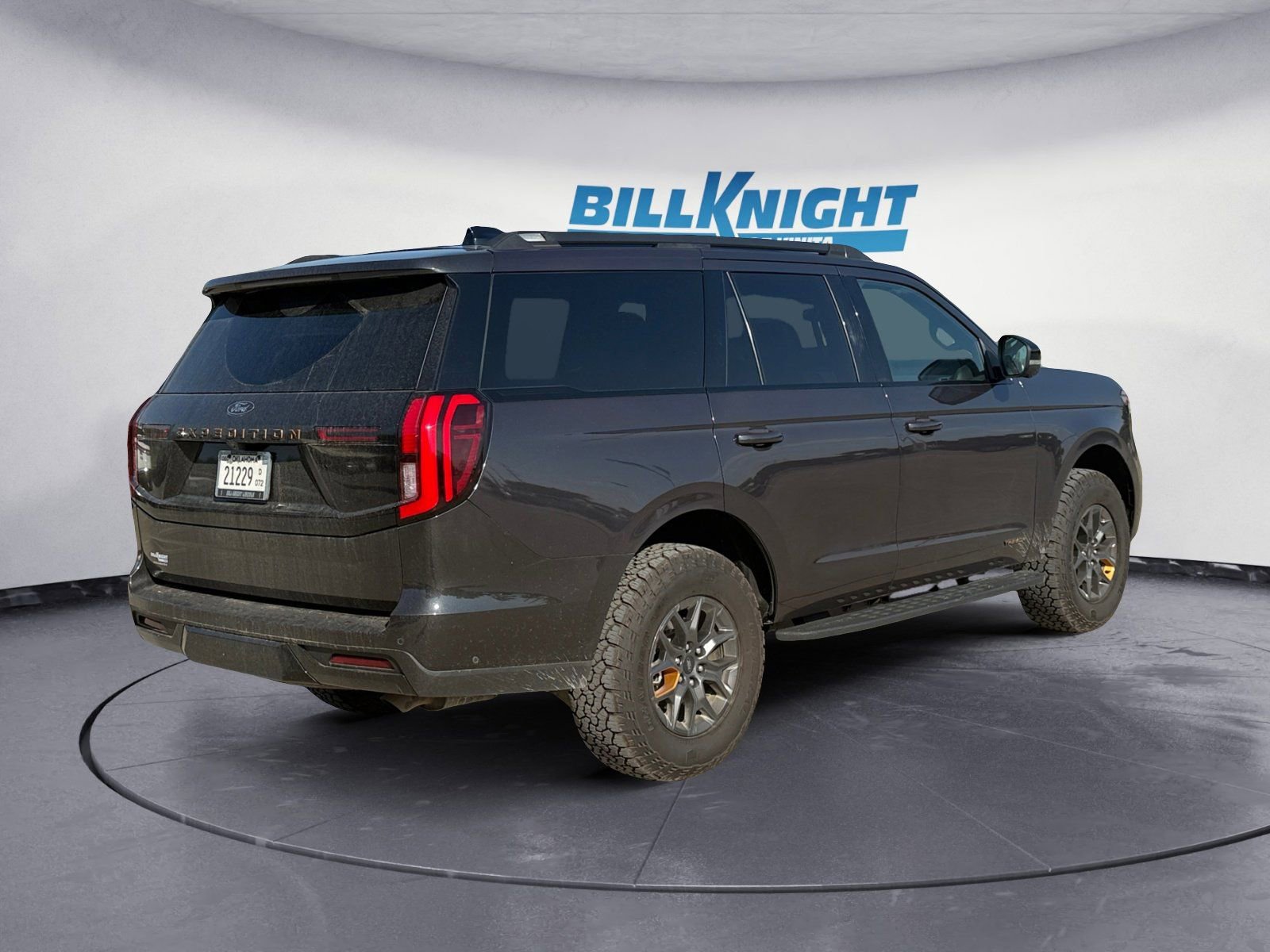 Used 2025 Ford Expedition Tremor image 5