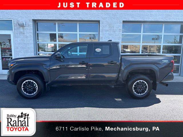 Certified 2025 Toyota Tacoma TRD Off-Road AWD/4WD image 1