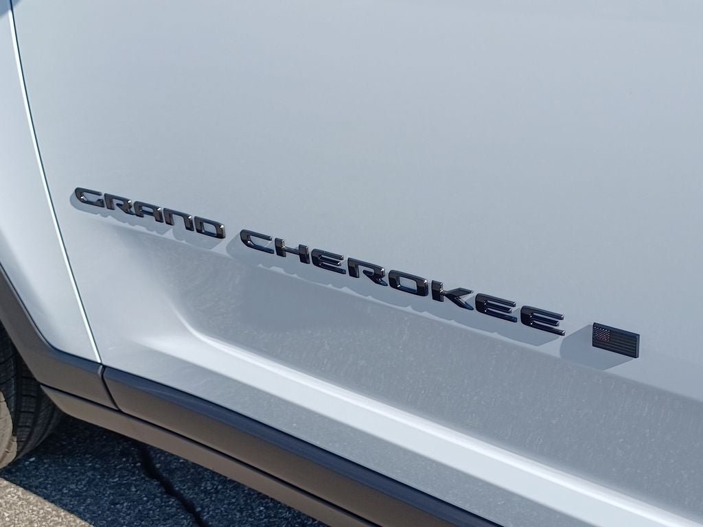 New 2026 Jeep Grand Cherokee L 4WD image 6