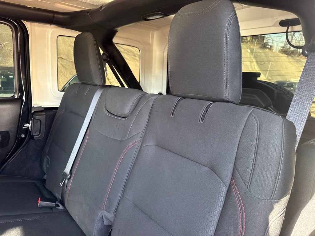 Used 2023 Jeep Wrangler Unlimited Rubicon w/ Cold Weather Group image 18