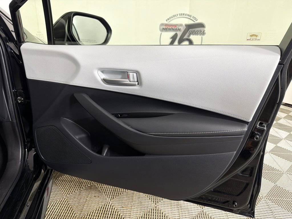 Used 2021 Toyota Corolla SE image 14