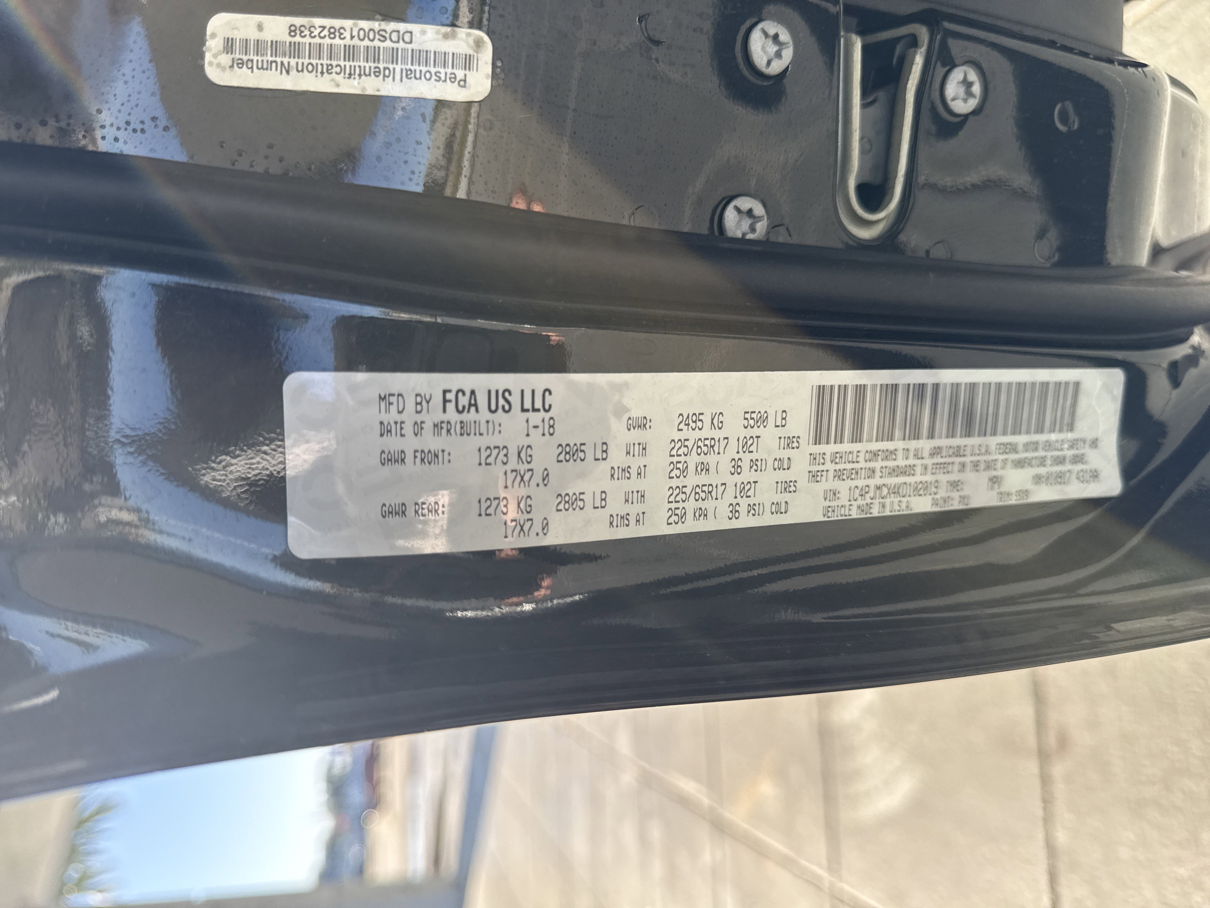 Used 2019 Jeep Cherokee Latitude w/ Popular Appearance Group image 33