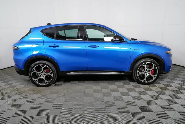 Used 2024 Alfa Romeo Tonale Veloce w/ Premium Interior Package image 26