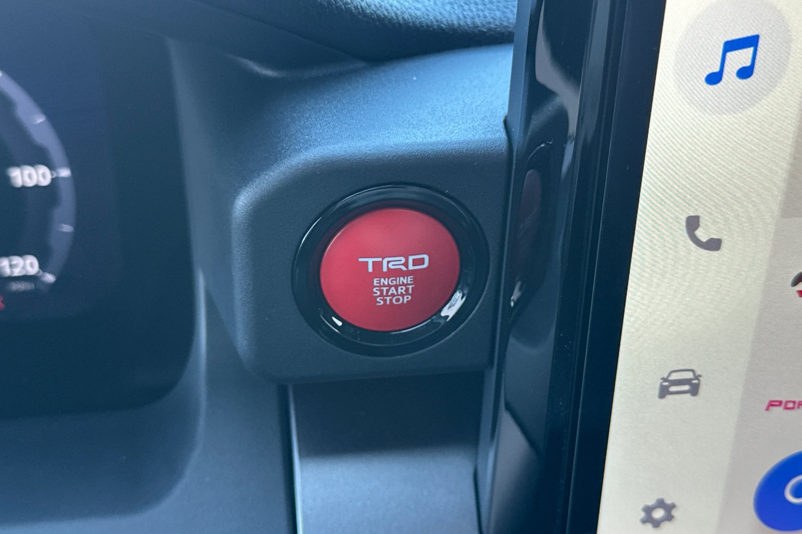 New 2026 Toyota 4Runner TRD Off-Road Premium AWD/4WD image 25