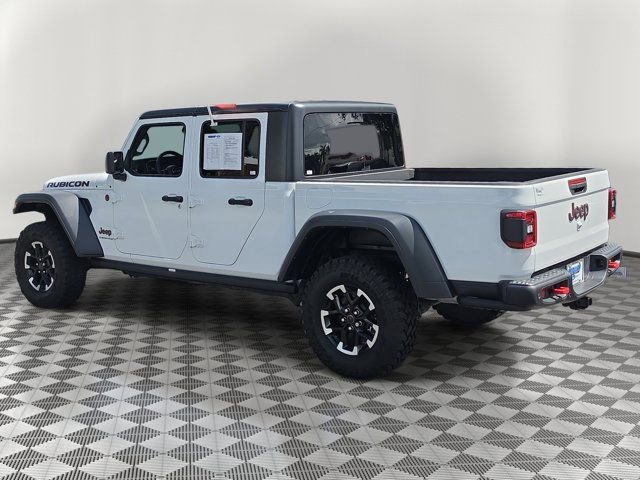 Used 2024 Jeep Gladiator Rubicon w/ Technology Group AWD/4WD image 4