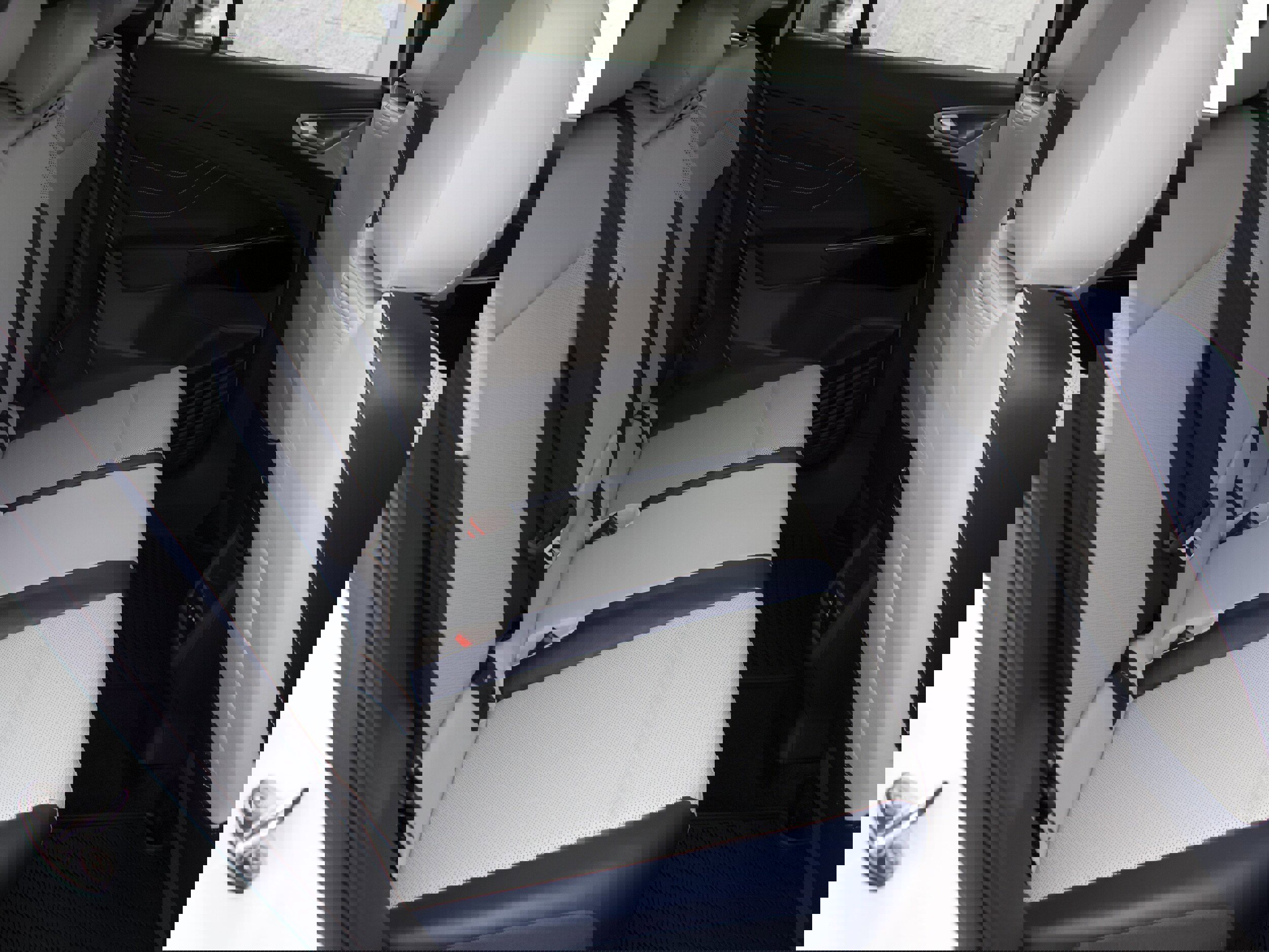 New 2026 Volkswagen ID.4 Pro S image 31