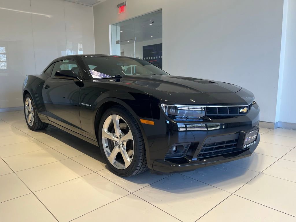 Used 2014 Chevrolet Camaro SS w/ RS Package RWD image 6