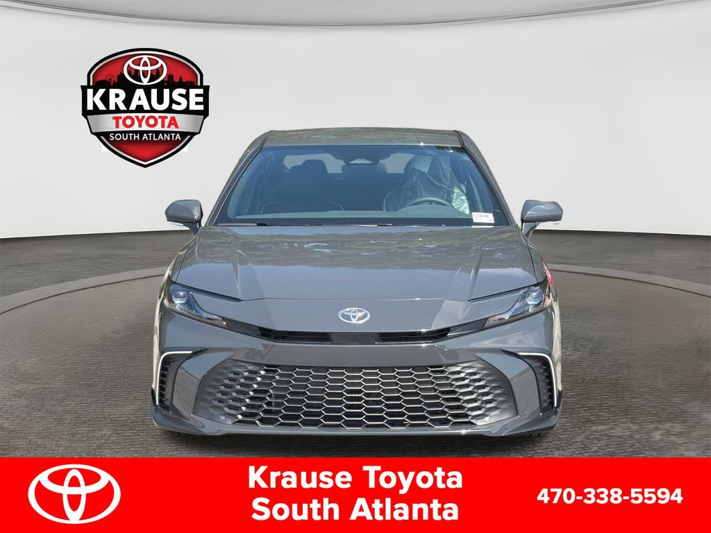 New 2026 Toyota Camry Hybrid FWD image 2