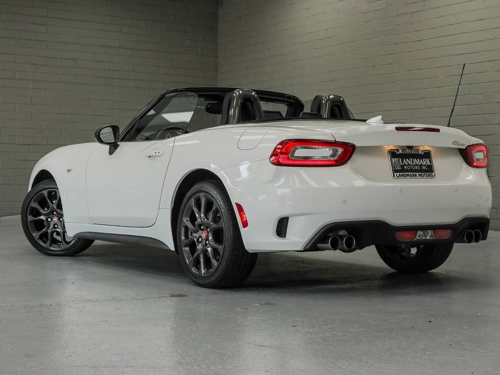Used 2019 FIAT 124 Spider Abarth w/ Convenience Group RWD image 28