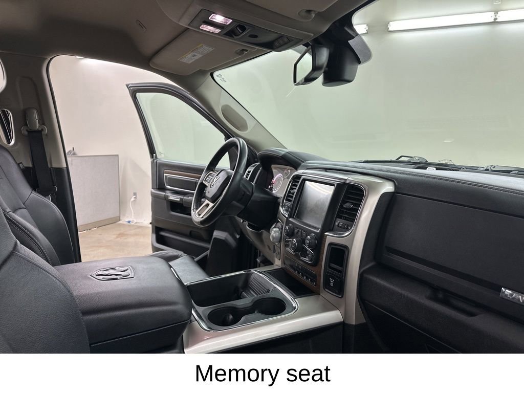 Used 2017 RAM 1500 Laramie image 20
