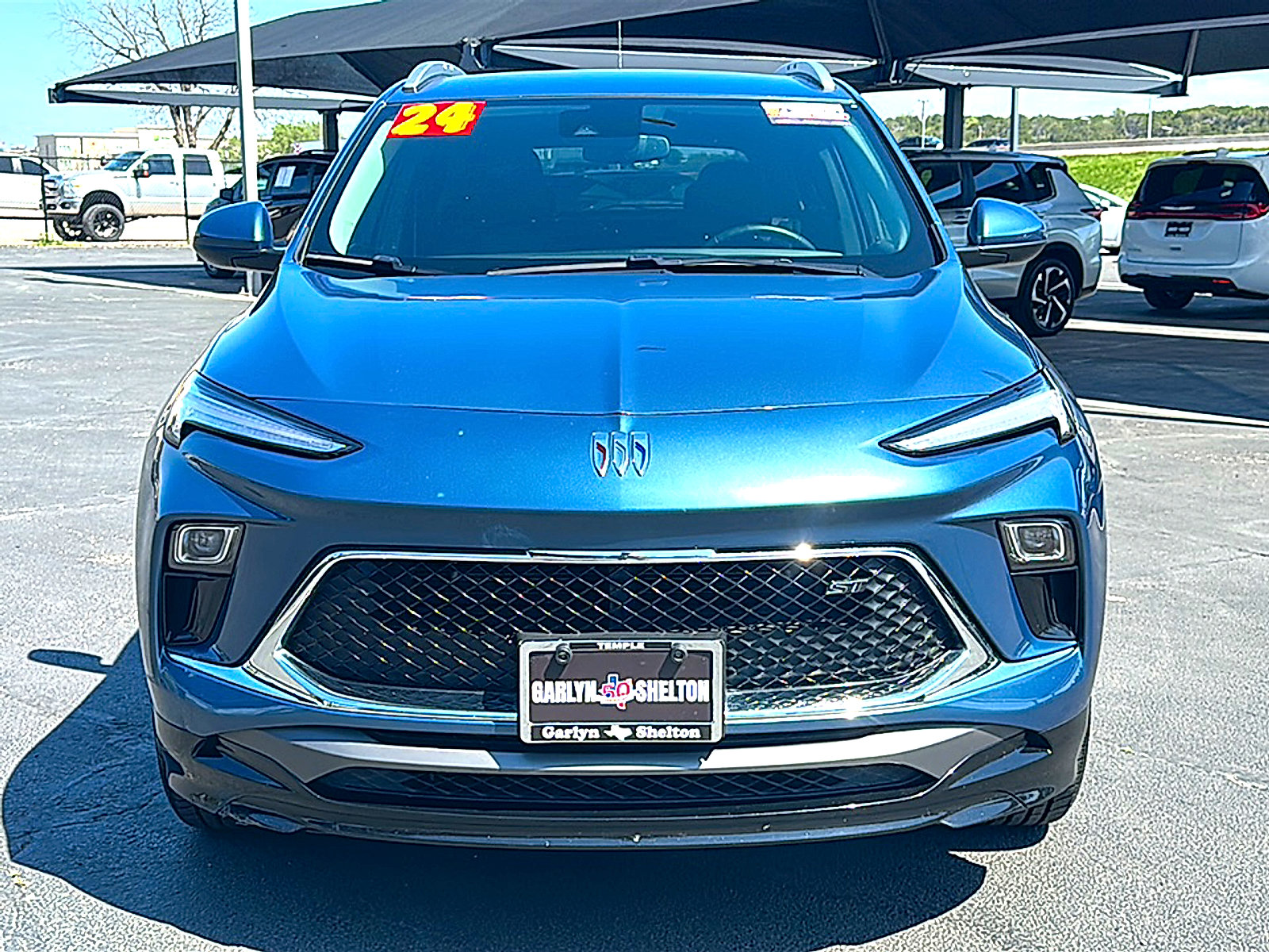 Used 2024 Buick Encore GX Sport Touring image 11