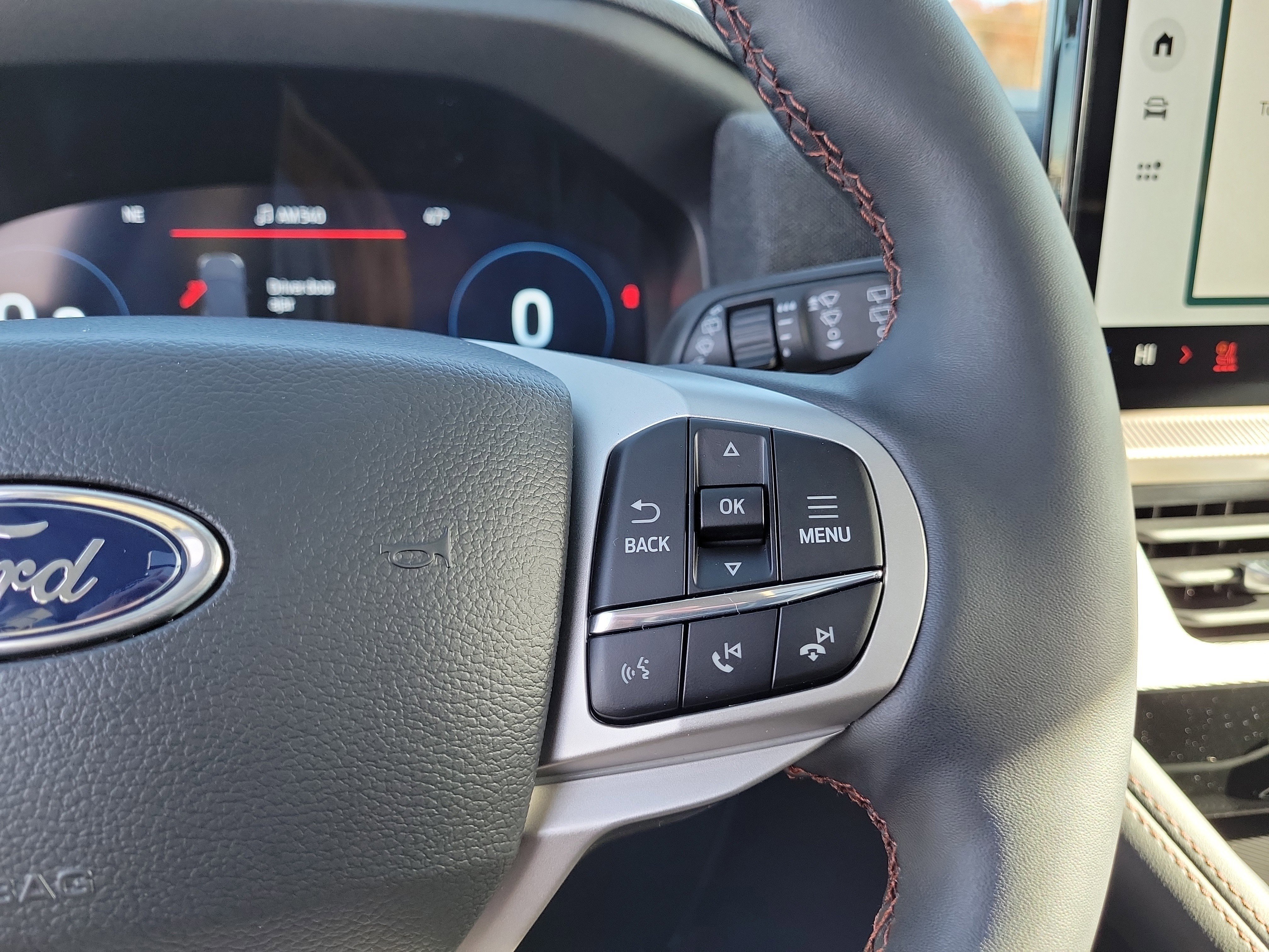 New 2026 Ford Explorer Active image 27