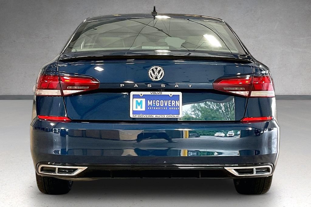 Used 2021 Volkswagen Passat 2.0T R-Line FWD image 6