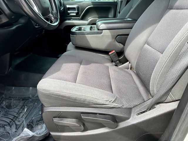 Used 2019 Chevrolet Silverado 2500 LT AWD/4WD image 15