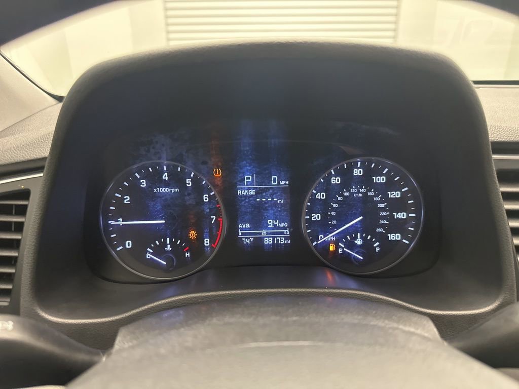 Used 2017 Hyundai Elantra SE FWD image 18