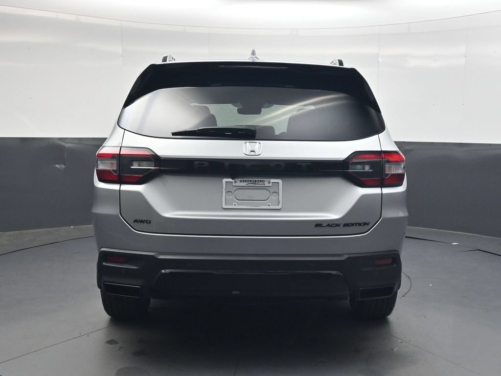New 2026 Honda Pilot Black Edition image 5