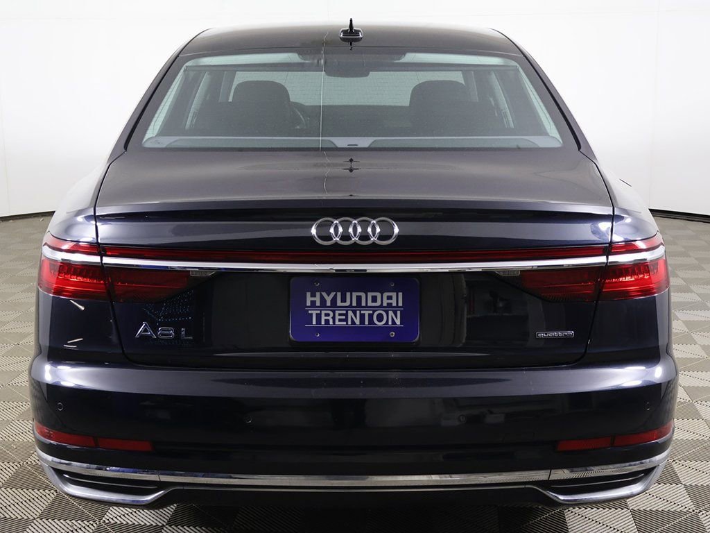 Used 2021 Audi A8 L 3.0T w/ Executive Plus Package image 16