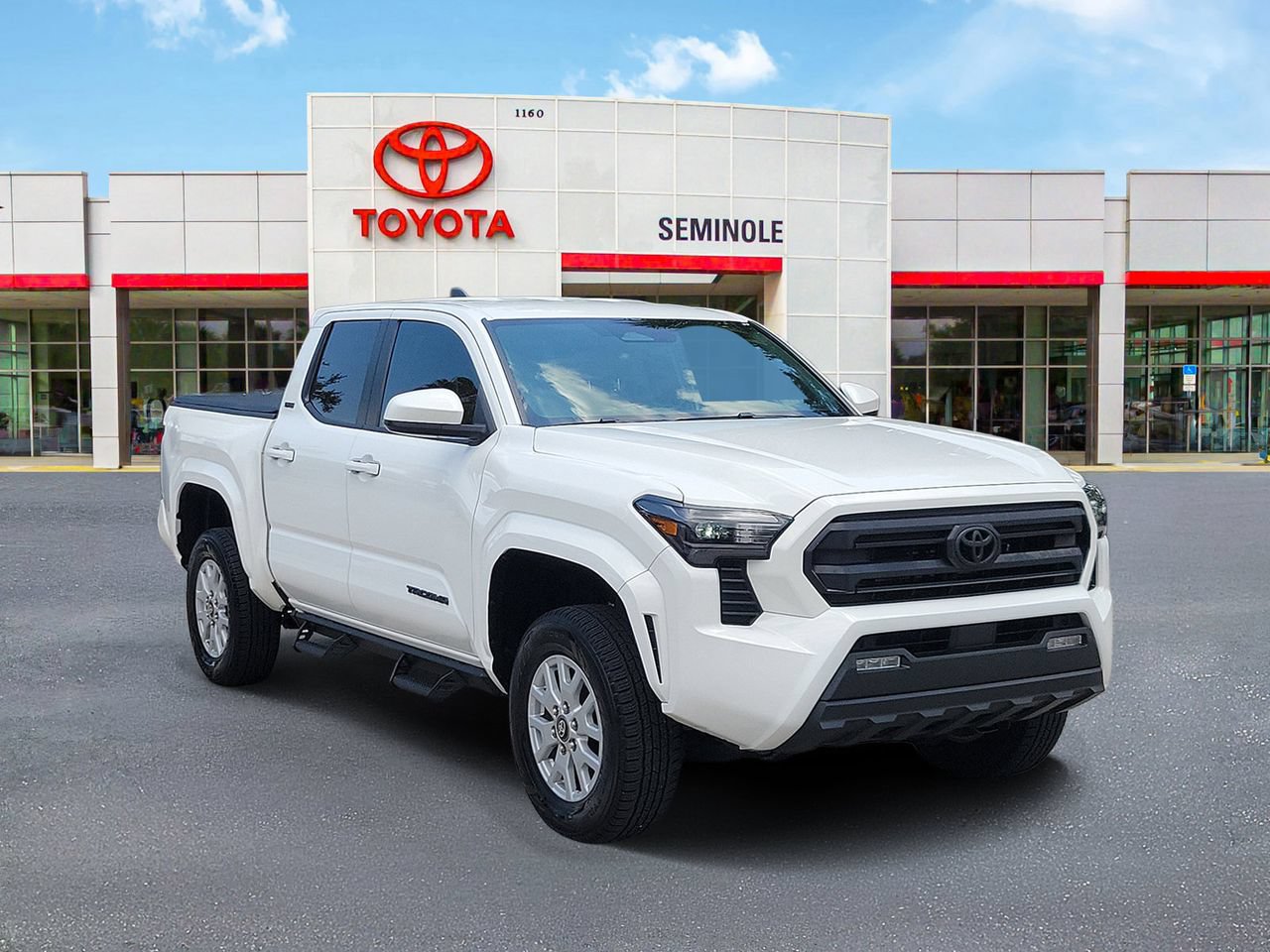 Used 2024 Toyota Tacoma SR5 AWD/4WD image 2