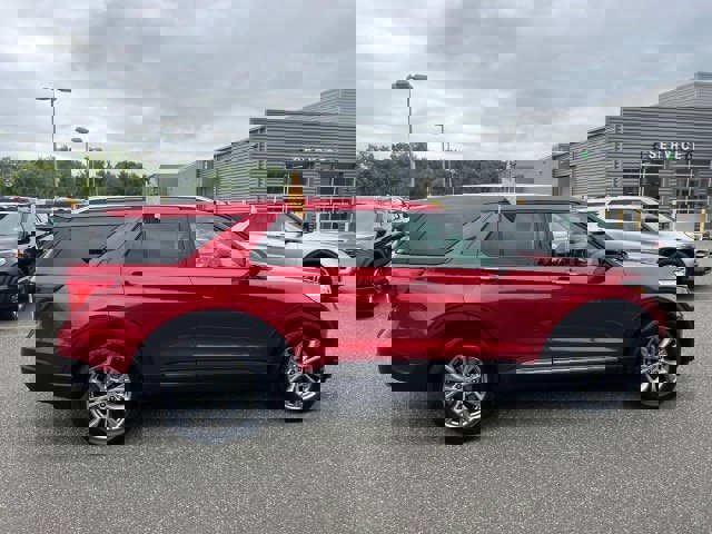 Certified 2022 Ford Explorer Limited w/ Equipment Group 301A image 6