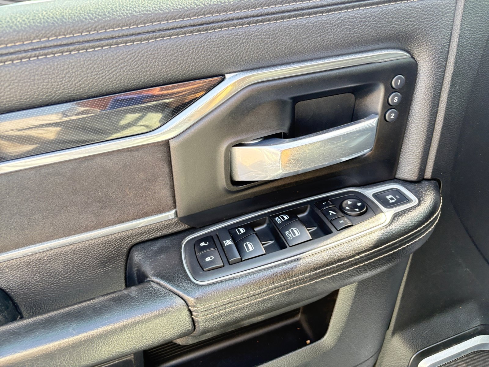 Certified 2021 RAM 2500 Laramie AWD/4WD image 10