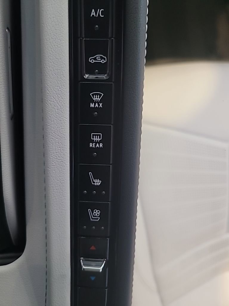 Certified 2025 Chevrolet Corvette Stingray Preferred Cpe w/ Z51 Performance Package image 23