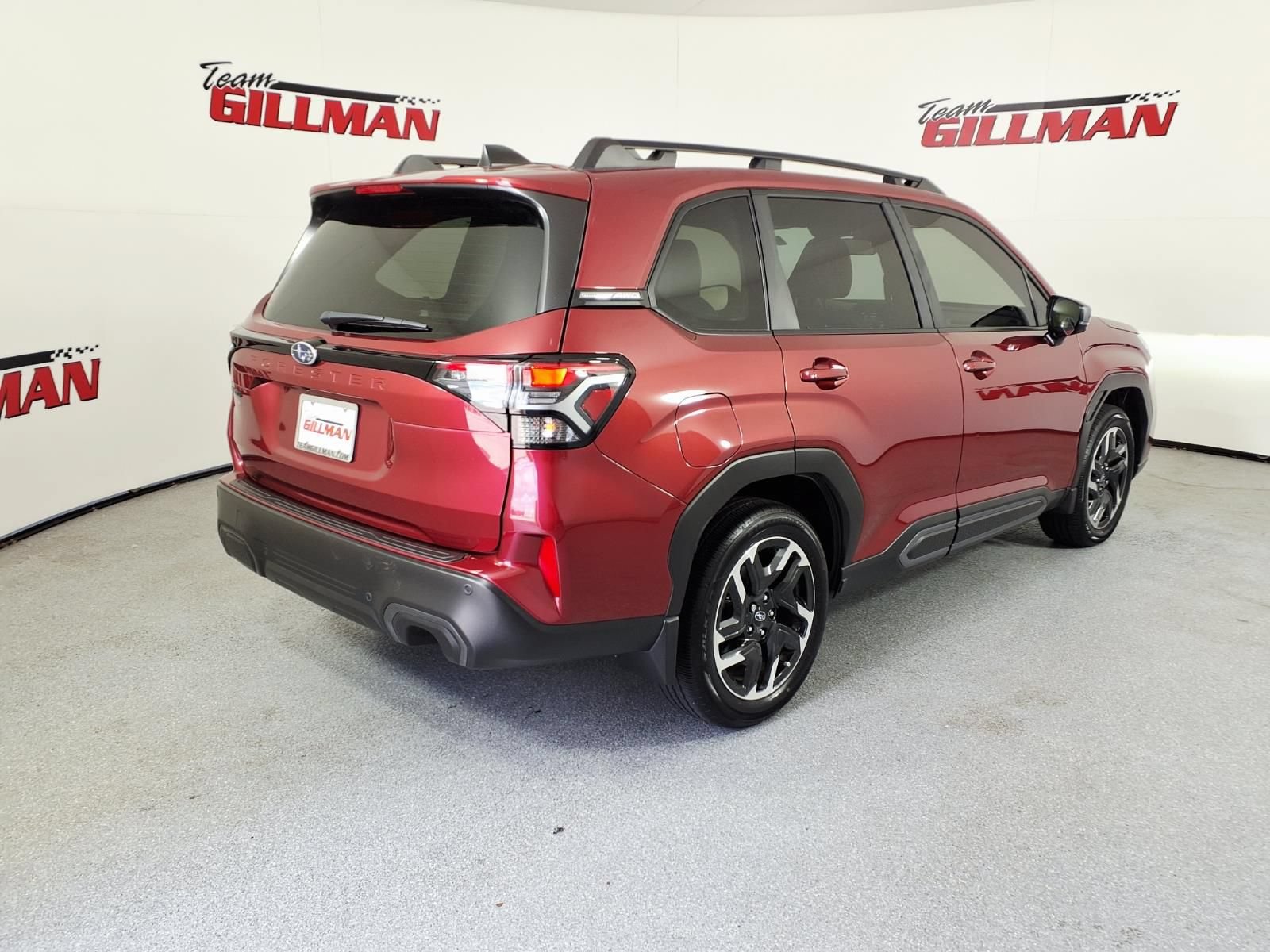 Used 2025 Subaru Forester Limited w/ Popular Package #1 AWD/4WD image 5
