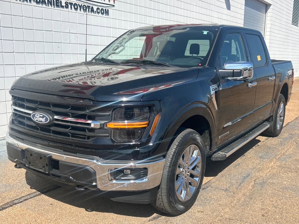 Used 2024 Ford F150 XLT w/ Equipment Group 302A MID