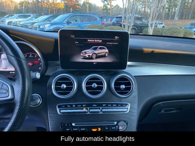 Used 2018 Mercedes-Benz GLC 300 4MATIC image 10