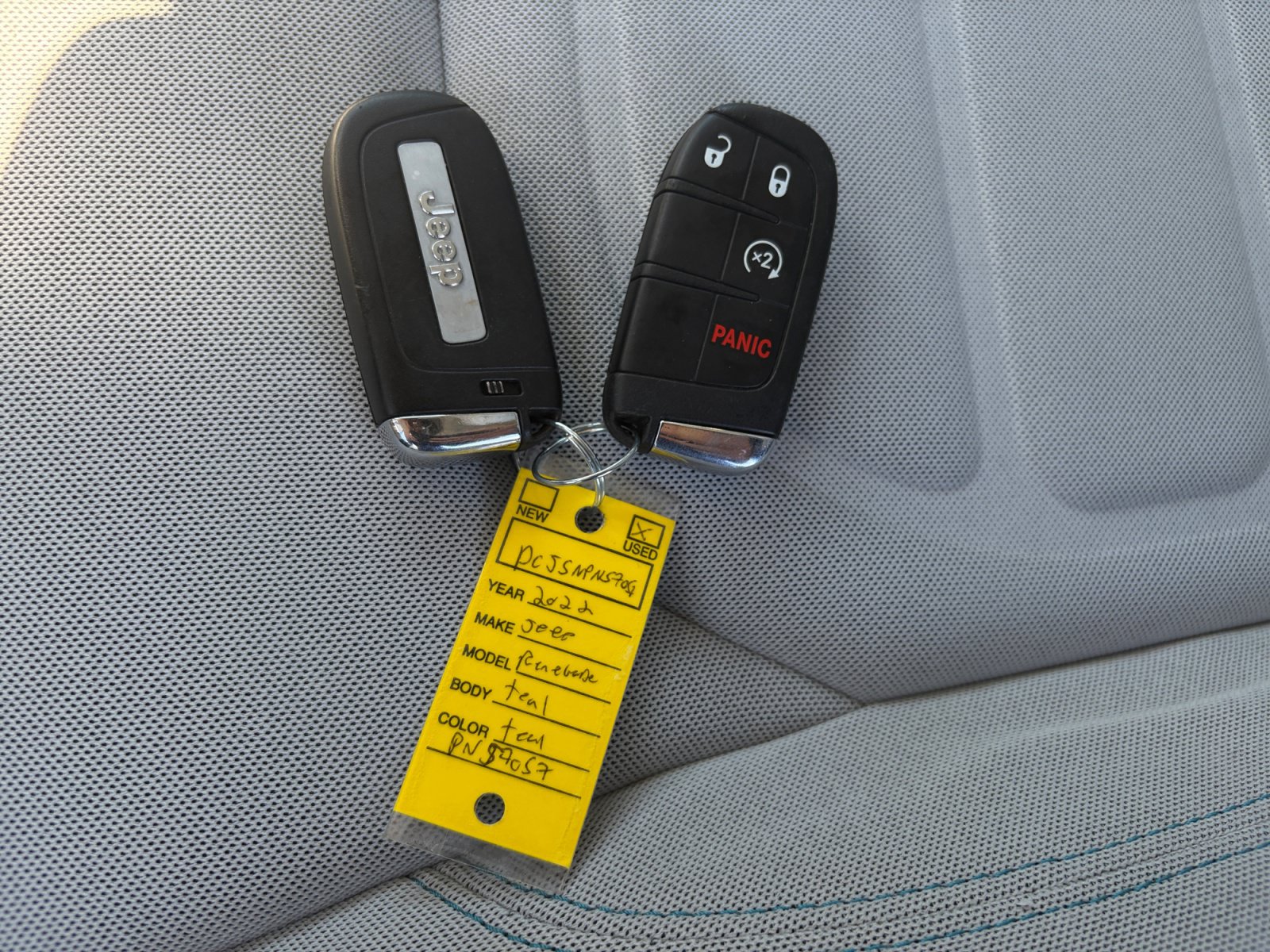 Used 2022 Jeep Renegade Latitude w/ Convenience Group AWD/4WD image 33