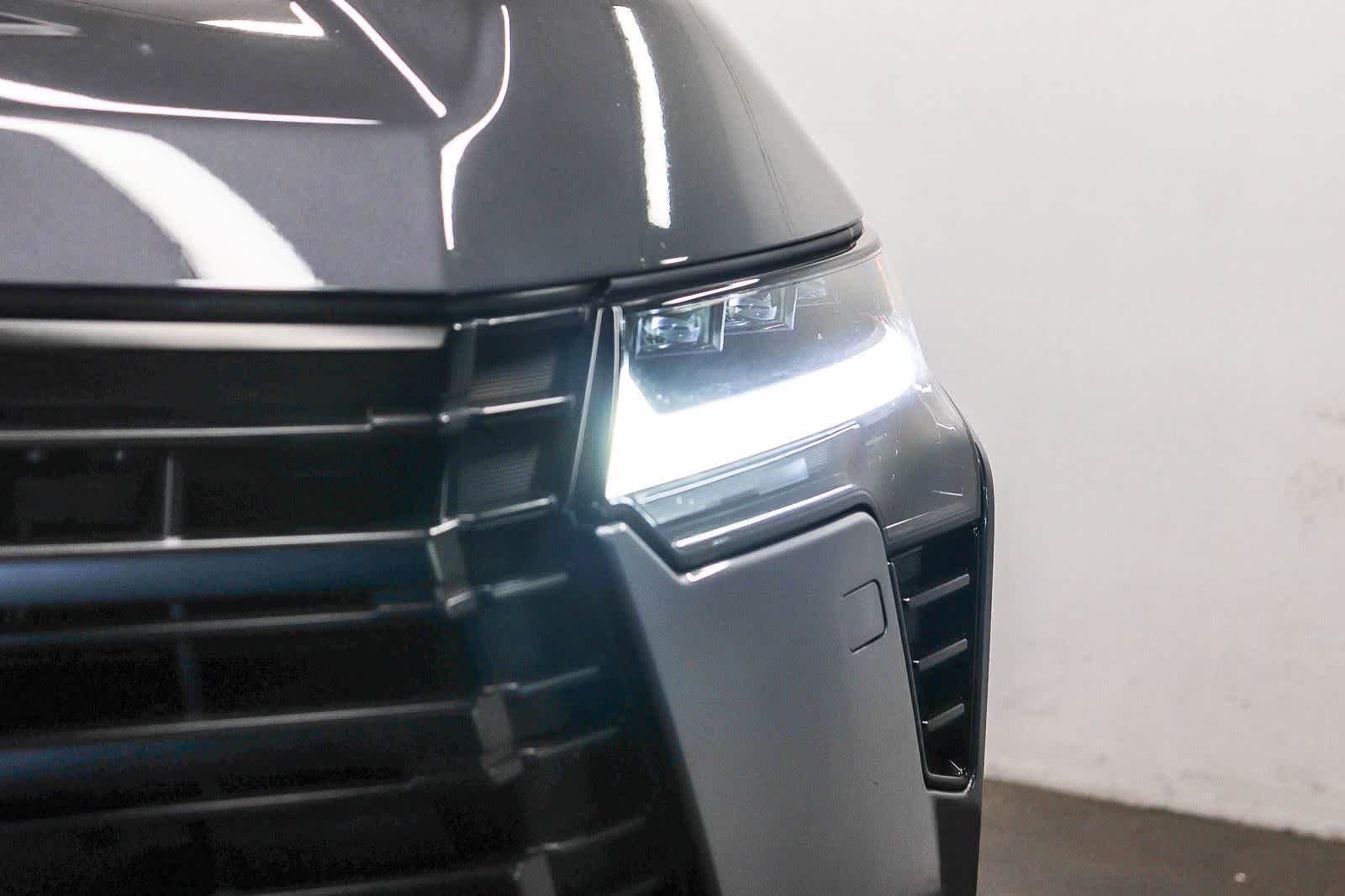 Used 2024 Lexus GX 550 w/ Cold Area Package AWD/4WD image 7
