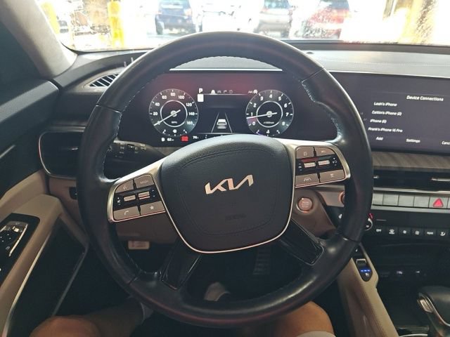 Used 2024 Kia Telluride SX Prestige w/ Towing Package AWD/4WD image 11