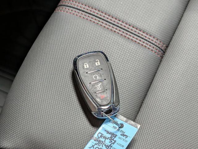 Used 2025 Chevrolet TrailBlazer RS w/ Convenience Package AWD/4WD image 29