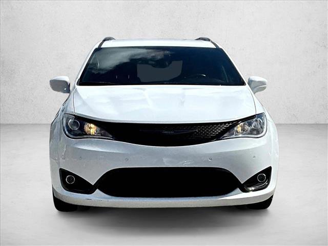 Used 2020 Chrysler Pacifica Touring-L Plus w/ Advanced Safetytec Group video 3