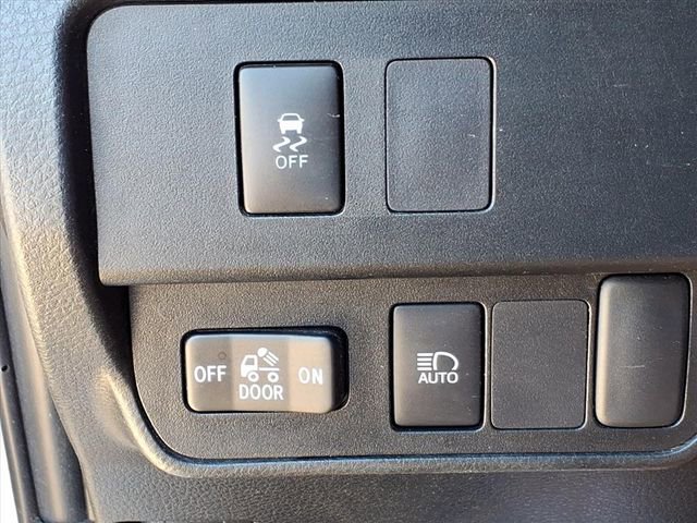 Used 2023 Toyota Tacoma SR image 22