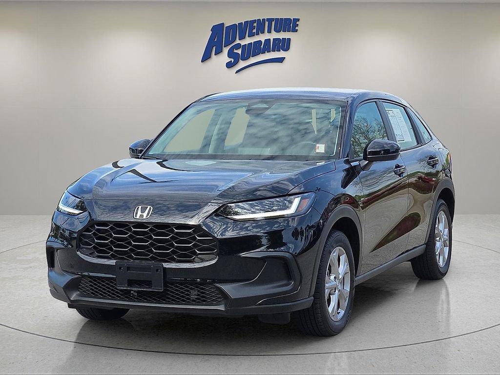 Used 2023 Honda HR-V LX image 2