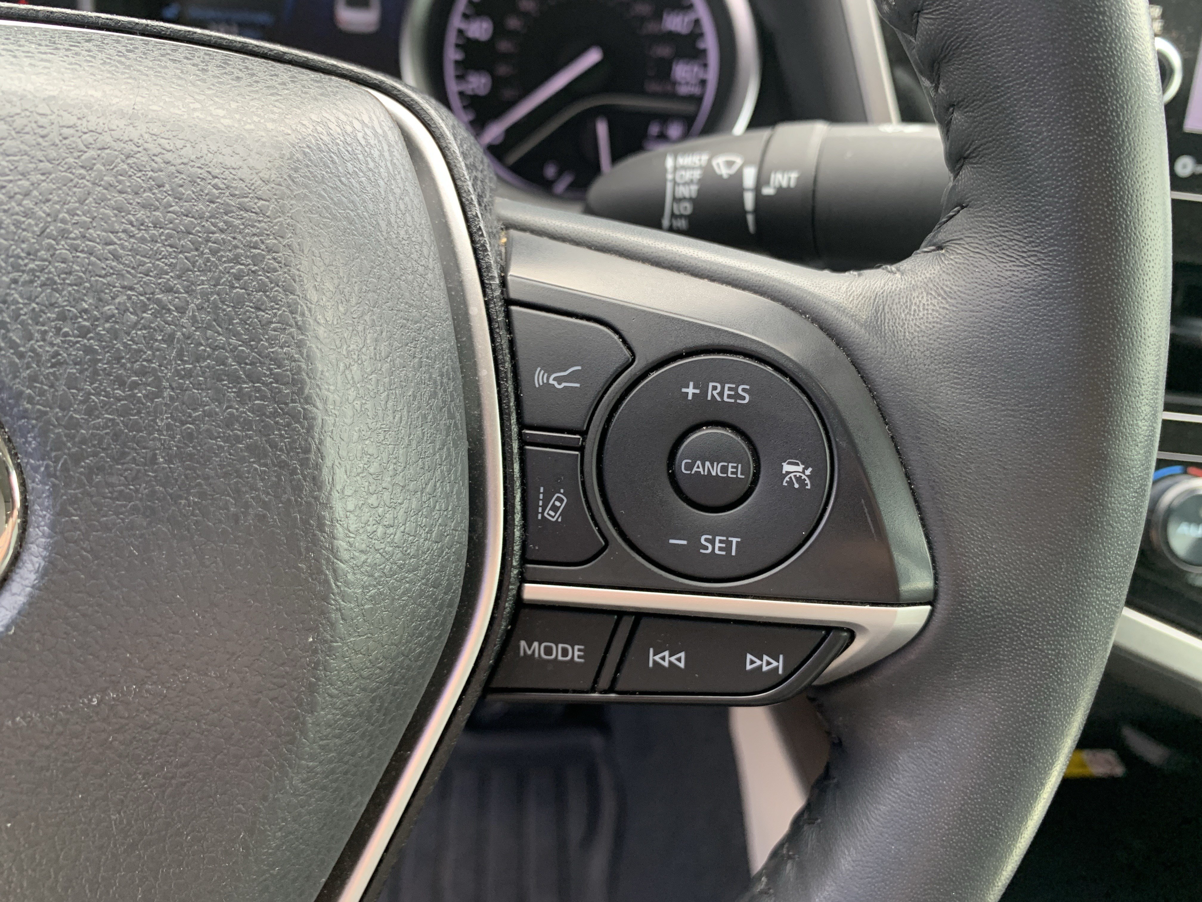 Used 2024 Toyota Camry XLE FWD image 20