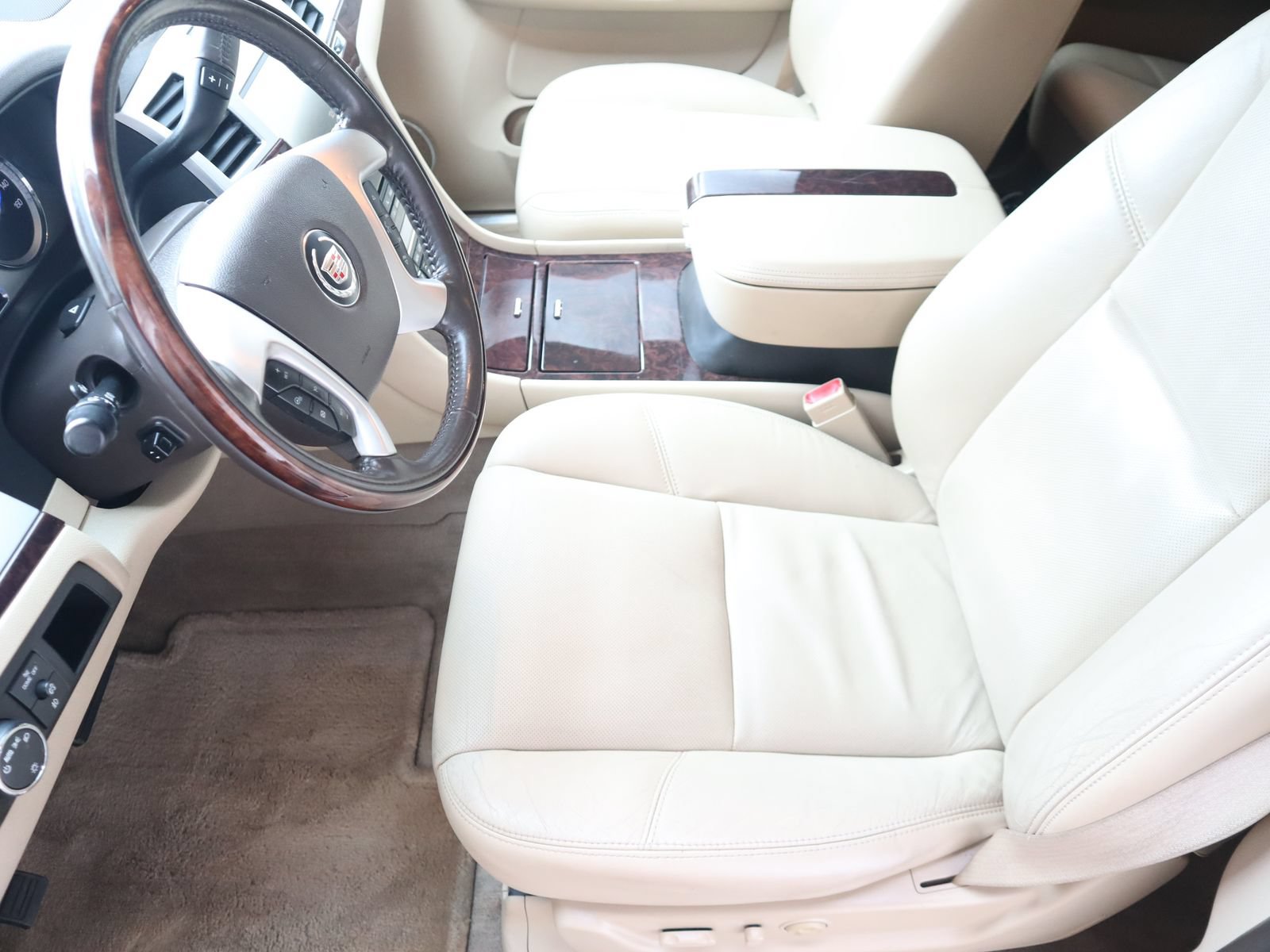 Used 2009 Cadillac Escalade EXT AWD/4WD image 26