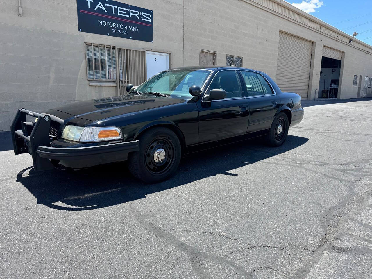 Used 2011 Ford Crown Victoria Police Interceptor w/ Radio Suppression Pkg RWD image 5