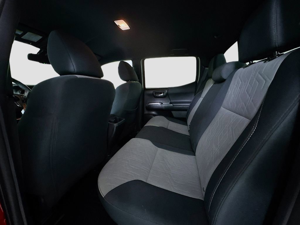 Used 2020 Toyota Tacoma TRD Off-Road image 22